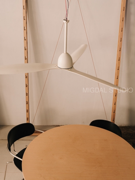 SOLIS 52 Downrod_MW MW