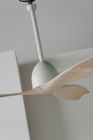 SOLIS 52 Downrod_MW OAK